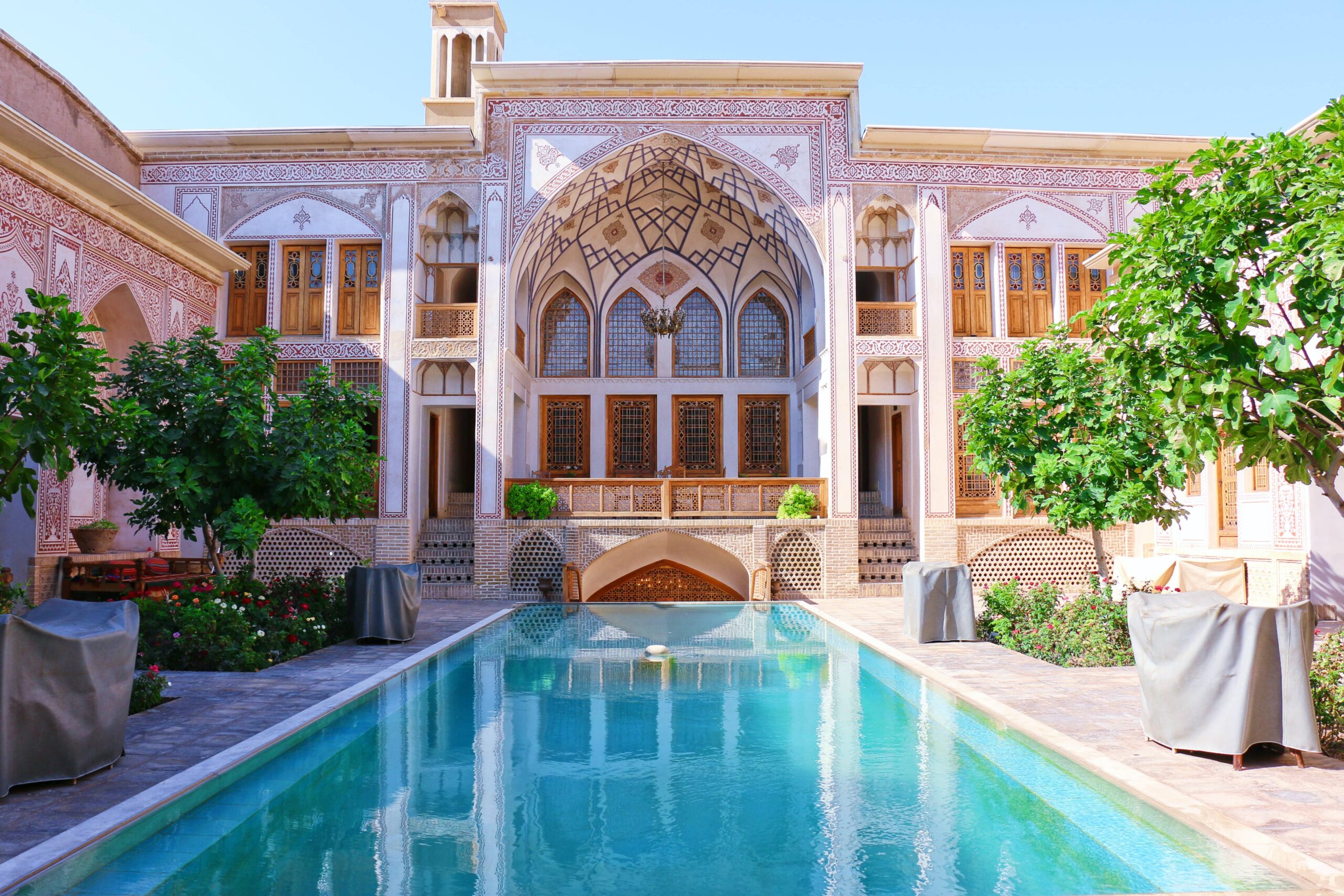 سرمایه گذاری در املاک و مستغلات